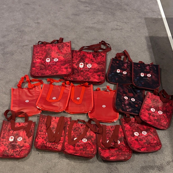 lululemon reusable Tote Bag Set - Picture 1 of 4